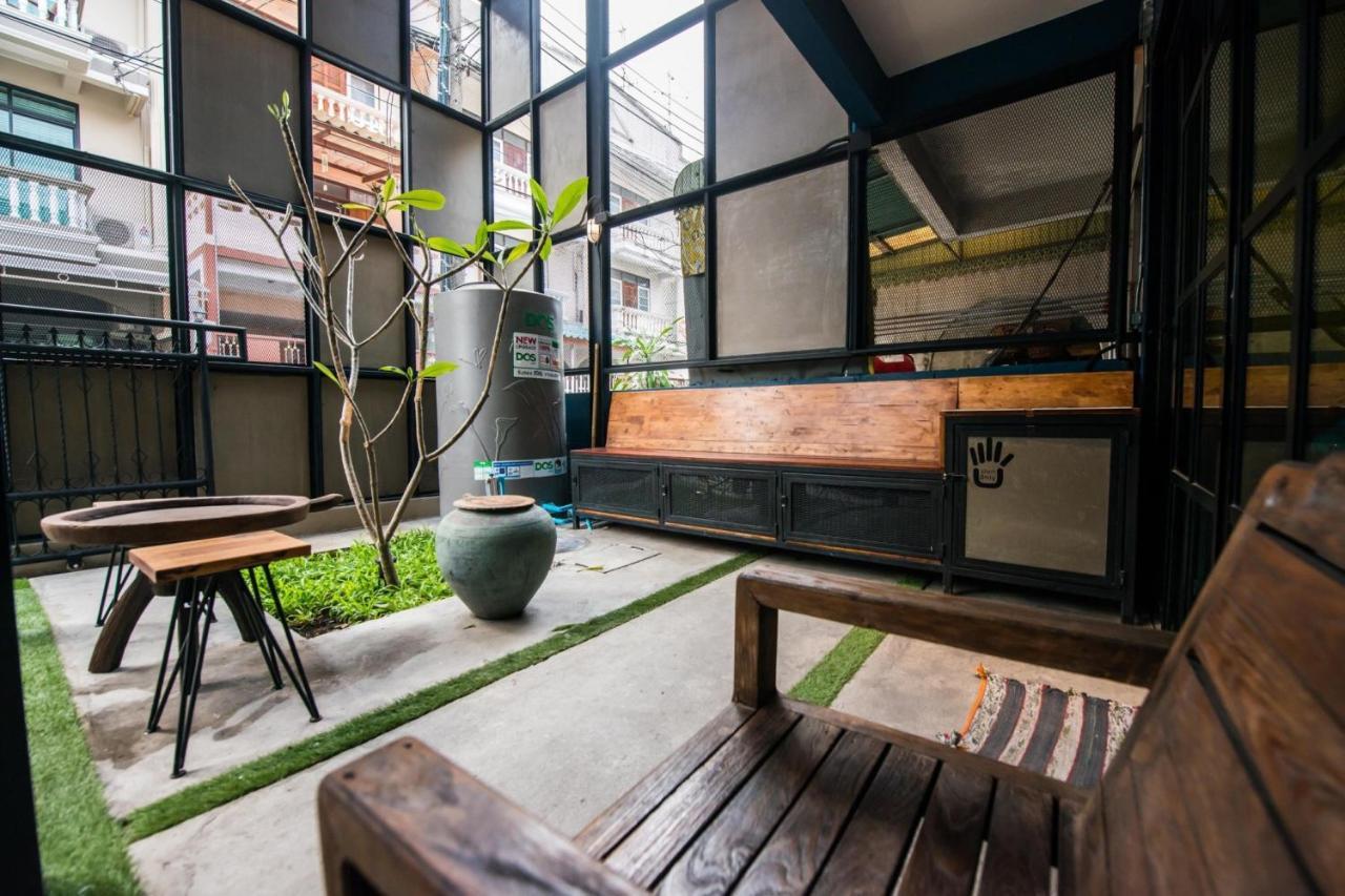 4Share Hostel (Adults Only) Bangkok Exterior photo