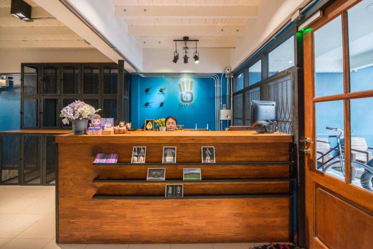 4Share Hostel (Adults Only) Bangkok Exterior photo