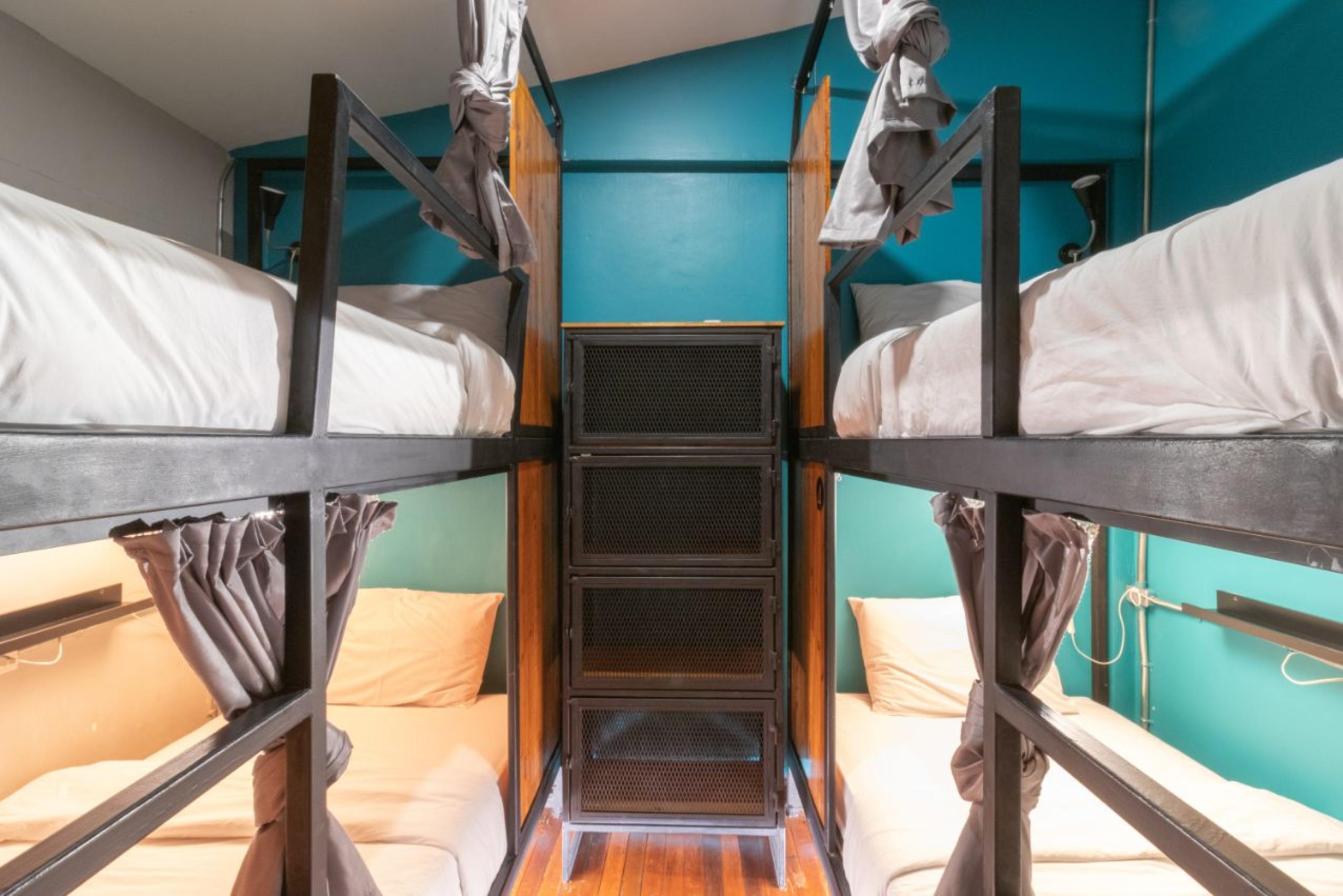 4Share Hostel (Adults Only) Bangkok Exterior photo